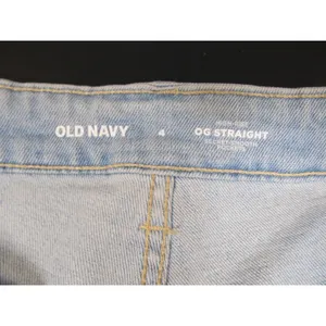 Old Navy OG Straight High Rise Jean Shorts Women’s Size 4 Blue Denim 3” Inseam thumbnail 9