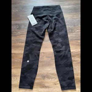 Lululemon Wunder Train High Rise 25” Heritage Camo Black Size 8 NWT thumbnail 3
