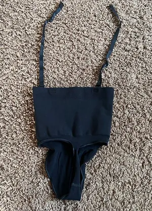 Skims‎ Bodysuit Shapewear High Waist Adjustable Strap Seamless Size Medium Black thumbnail 3
