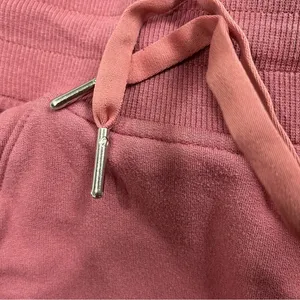 Lululemon Joggers thumbnail 3