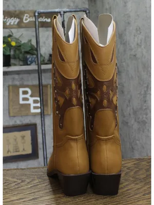 NWT Madden Girl Faux Leather Stud Pointed Toe Western Boots Natural Brown 8M thumbnail 13