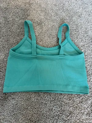 Tank Tops Size Small thumbnail 3