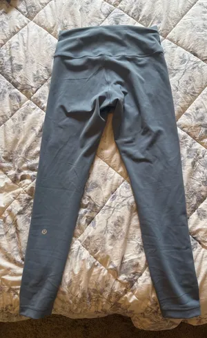 Lululemon Wunder Train Leggings No Line 25" thumbnail 2
