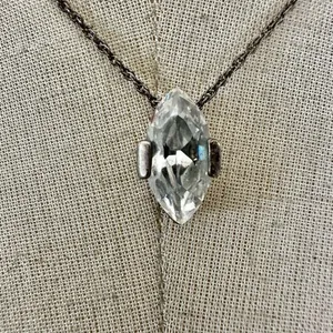 Avon vintage rhinestone pendant necklace Silver thumbnail 3