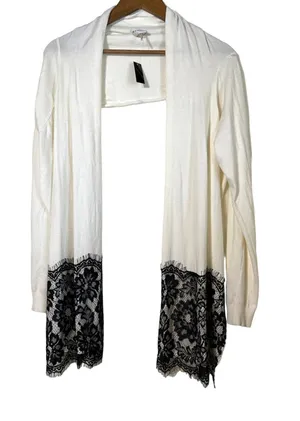 Sioni · Medium · Shrug · Wool Blend · Cropped Lace Trim · Winter White thumbnail 1
