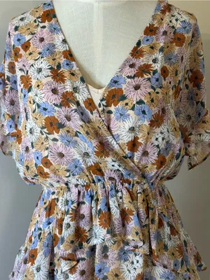 Astr Floral Tiered V-Neck Mini Dress in Beige, Blue, and Brown Sz XS thumbnail 3