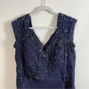 Montage by Mon Cheri Navy Blue Beaded Maxi Dress Formal Gown Size 20W thumbnail 3