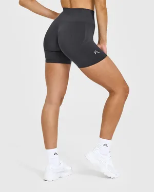 EFFORTLESS SEAMLESS SHORTS thumbnail 3