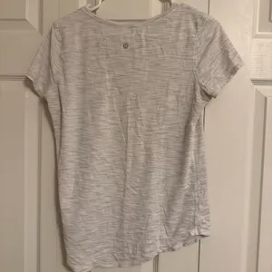 Lululemon Love crew short sleeve thumbnail 2