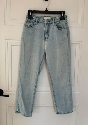 PacSun Lightwash Mom Jeans thumbnail 1
