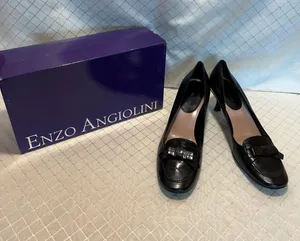 Enzo Angiolini Black Leather Kitten Heel Pumps with Bow thumbnail 1