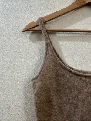 Reformation Women's Varenne Cashmere Scoop Neck Tank Top Size XS thumbnail 4