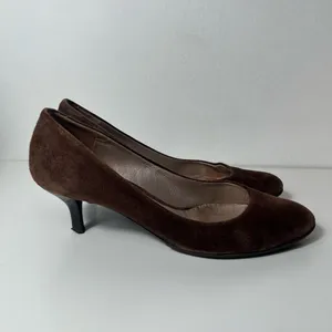 Salvatore Ferragamo Brown Suede Slip On Round Toe Kitten Heel Pumps Shoes thumbnail 8