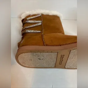 Juicy Couture Kaori Boots Faux Suede Fur Lined Tan/Chestnut Size 9. Ribbons Bows thumbnail 11