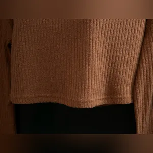 SHEIN Brown Ribbed Long Sleeve Crop Top SZ Small thumbnail 6