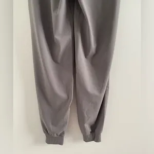 Vuori Women’s Grey Daily Joggers Size XS thumbnail 9