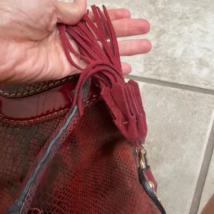 Cromia Italy Burgundy Snakeskin Leather Shoulder Bag Tassel Satchel" HAS PEELING thumbnail 11