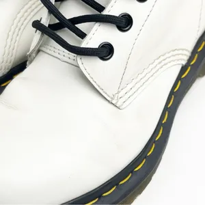 DR. MARTENS White Leather Lace Up Combat Boots 7 Grunge Biker Moto Minimalist thumbnail 10