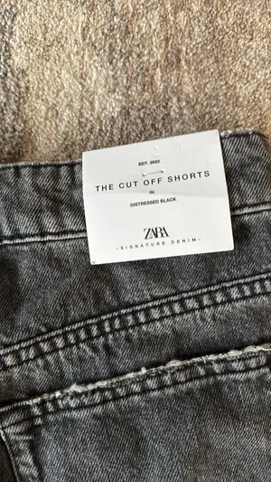 ZARA Black Shorts Denim Cut-Off thumbnail 4