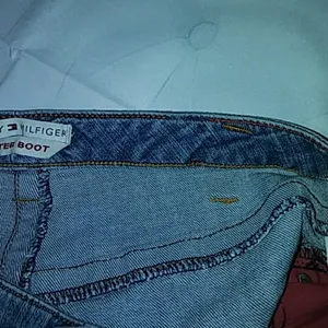 Tommy Hilfiger Hipster Boot Denim Jeans Size 6 thumbnail 7
