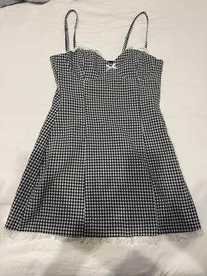Beginning Boutique Dress thumbnail 1
