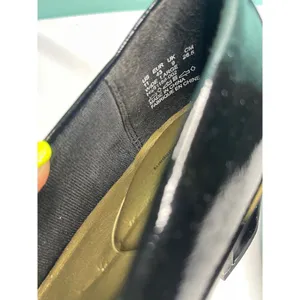 Soft style size 11 Sleek Black‎ Patent Leather Pumps thumbnail 3