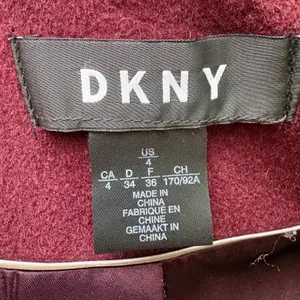 DKNY Wool Cashmere Blend Coat 4 Burgundy Faux Fur Collar Zip‎ Timeless Classy thumbnail 10