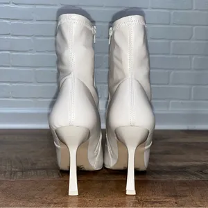 Steve Madden Elan Bootie in Creamy White thumbnail 5