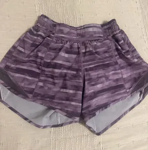 Lululemon Shorts thumbnail 1