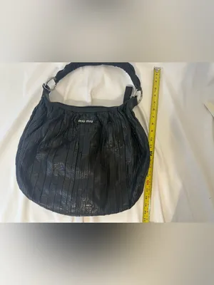 Miu Miu Black Leather Slouchy Shoulder Bag thumbnail 5