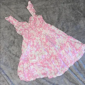 Blu Pepper Pink Floral Ruffle Dress — Sleeveless, Elastic Waist, Size M thumbnail 1