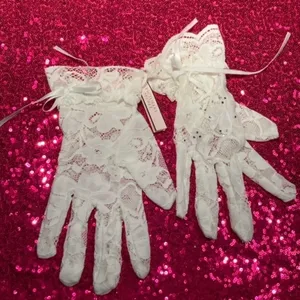 Victoria’s Secret Shine Halloween Costume Gloves thumbnail 7