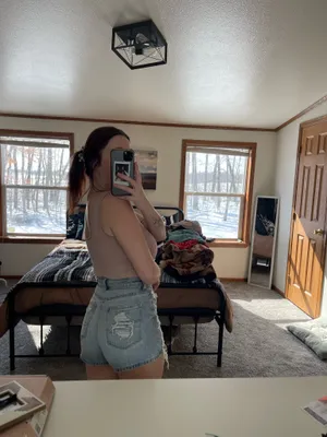 American Eagle Outfitters Mom Shorts thumbnail 8