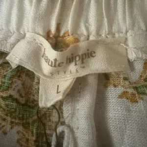 Haute Hippie Peasant Blouse L NWT Printed Boho Festival Linen Blend Off Shoulder thumbnail 5