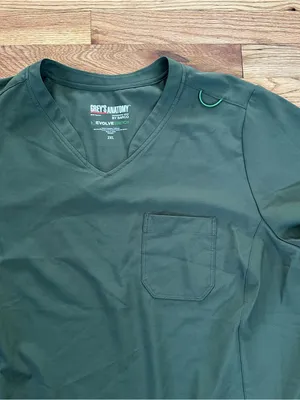 Grey's Anatomy Evolve Sway Tuck-In Top Fern Green size 2XL thumbnail 4