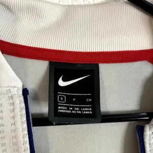 Nike NSW Knit Bomber Jacket Womens Size Small in Off White thumbnail 2