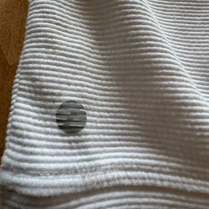 Z by Zella White Ribbed Sleeveless‎ Hoodie Vest Womens Small thumbnail 5
