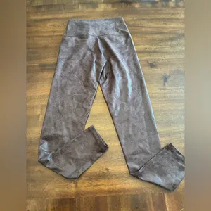 Aerie Leggings Women’s Small Offline Brown Shiny Pants thumbnail 3
