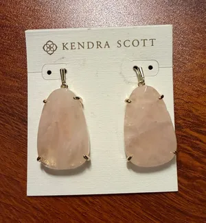 Retired Kendra Scott Marty Gold Rose Quartz Drop Earrings NWOT thumbnail 1