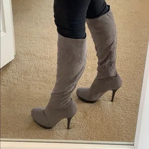 Luxury Rebel Gray Suede Knee High Platform Boots Size 7 thumbnail 5