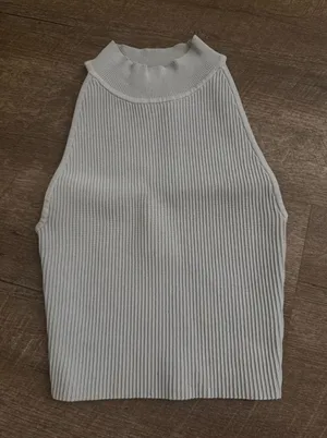 Light blue Aritzia tank! thumbnail 1