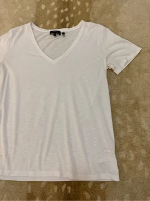 Theory White V-Neck Short Sleeve Tee Size Medium Modal Cotton Blend thumbnail 5