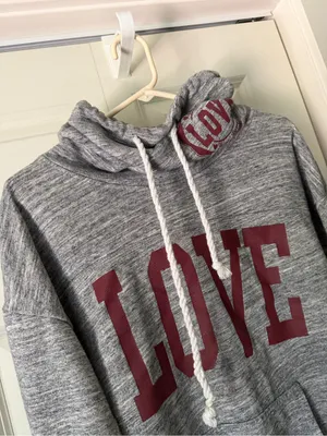 Juniors 1x Gray Crewneck Sweatshirt with Maroon LOVE Graphic thumbnail 3