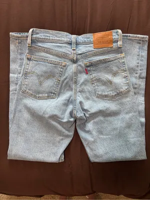 Levi's Women's High-Rise Light Blue Wedge Jeans thumbnail 7