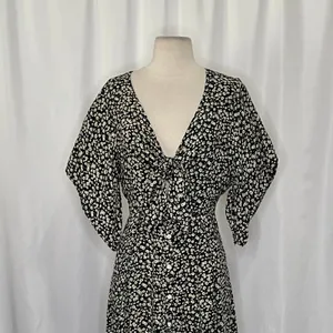 FAITHFULL THE BRAND Massimo Midi Dress Floral Blossom Village Tie Front Small thumbnail 3