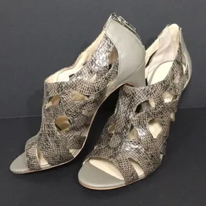 Calvin Klein Gray Python embossed heels thumbnail 11