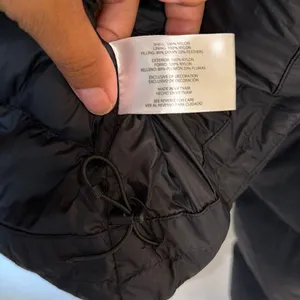 Eddie Bauer Black Full Zip 650 Down Feather Lightweight Jacket Small Women’s #10 thumbnail 5