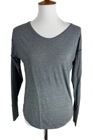 Lululemon Gray Long Sleeve Athletic Top Thumbholes V Neck Women's thumbnail 1