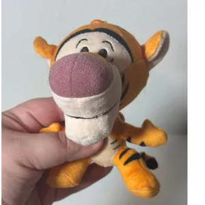 Disney Parks Tigger Clip-On Bag Charm Plush Purse Backpack Accessory 4" thumbnail 4