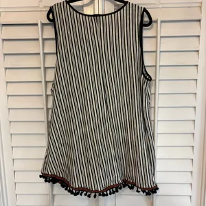 W5 Black And White‎ Stripe Pop Pom Tank Top Size 3X thumbnail 2